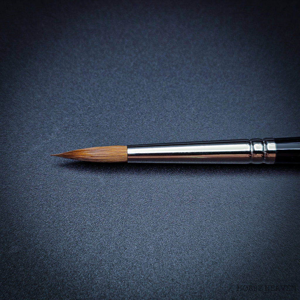 Rosemary & Co Series 99 — Red Sable Round