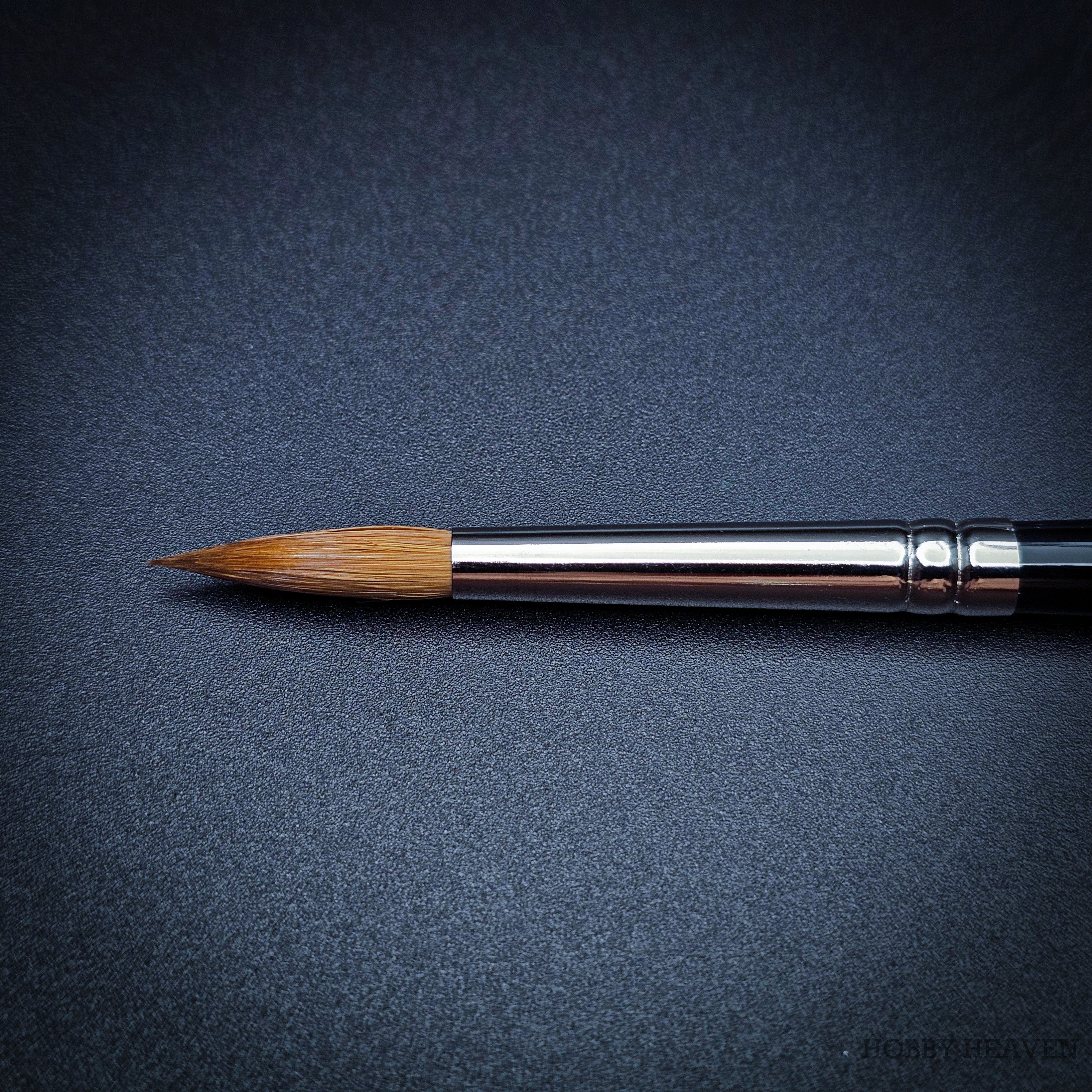 Rosemary & Co Series 99 — Red Sable Round
