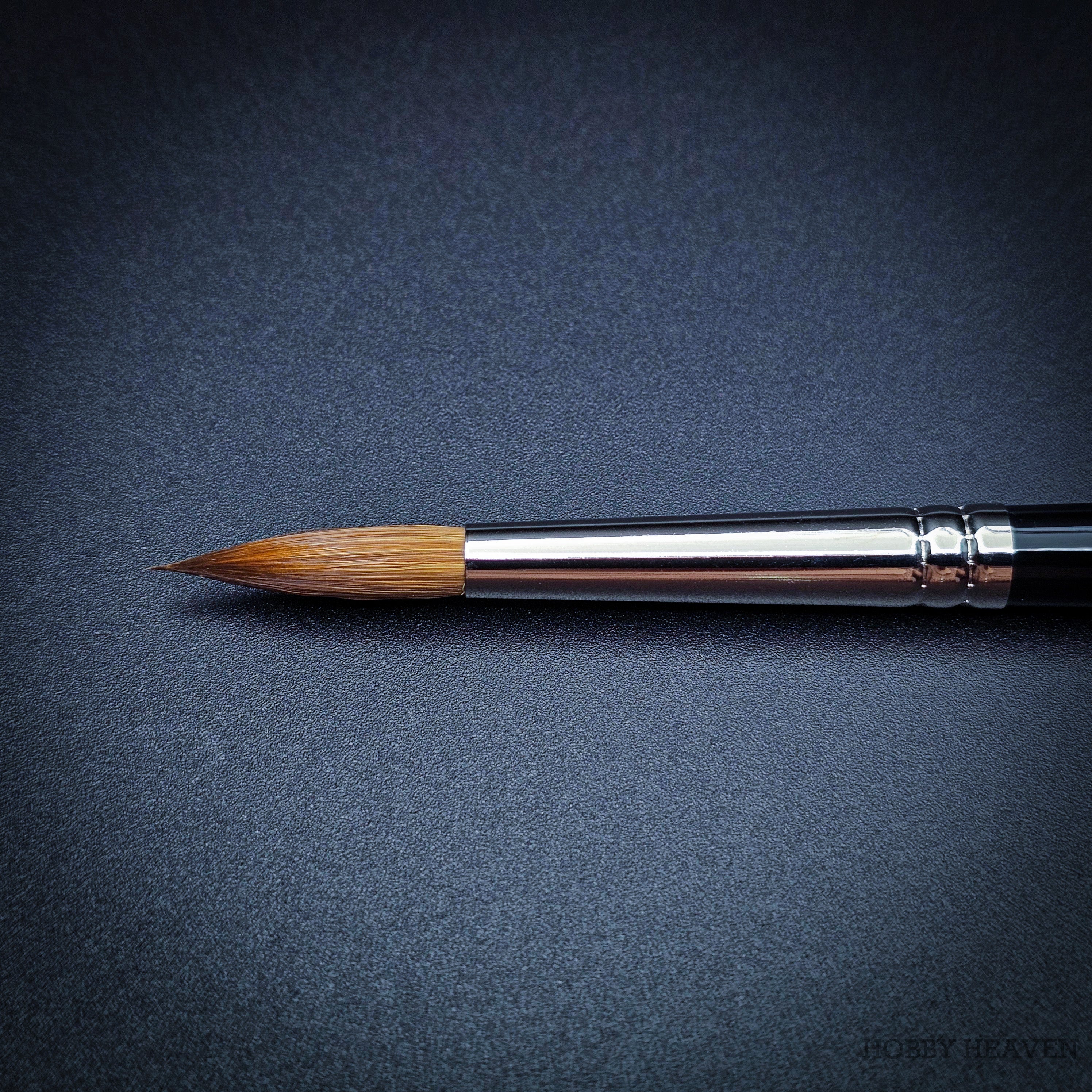 Rosemary & Co Series 99 — Red Sable Round