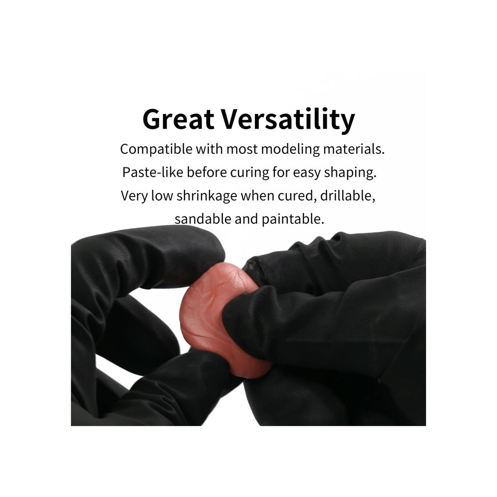 DSPIAE panel Great Versatility: skin-coloured epoxy putty kneaded between gloved fingers