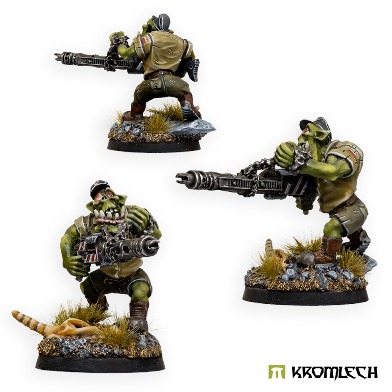 The painted gunner from three sides