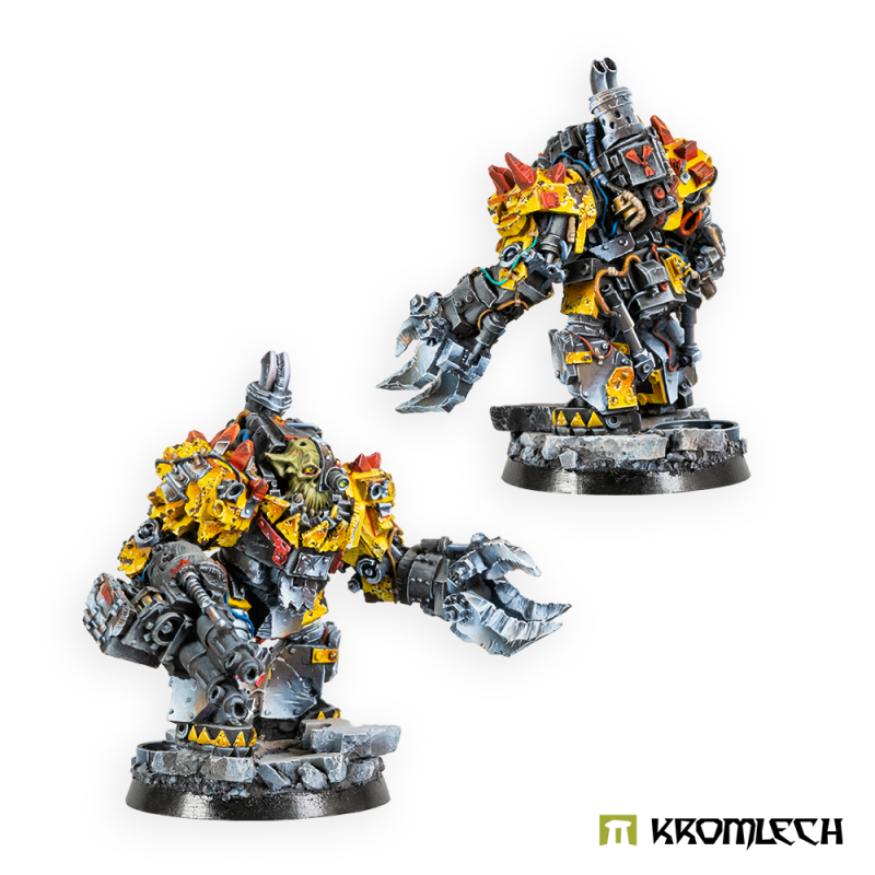 Two painted Juggernauts seen from behind and from the side