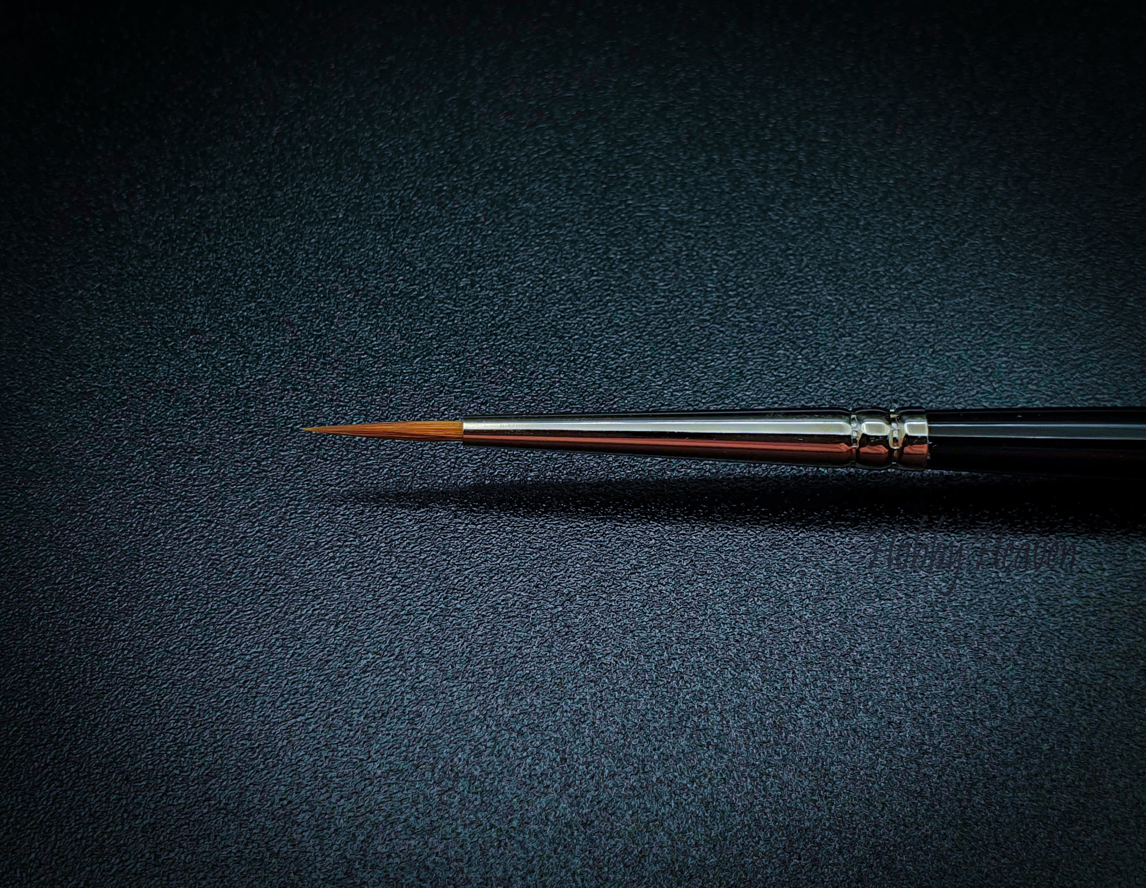 Rosemary & Co Series 33 — Kolinsky Sable Round