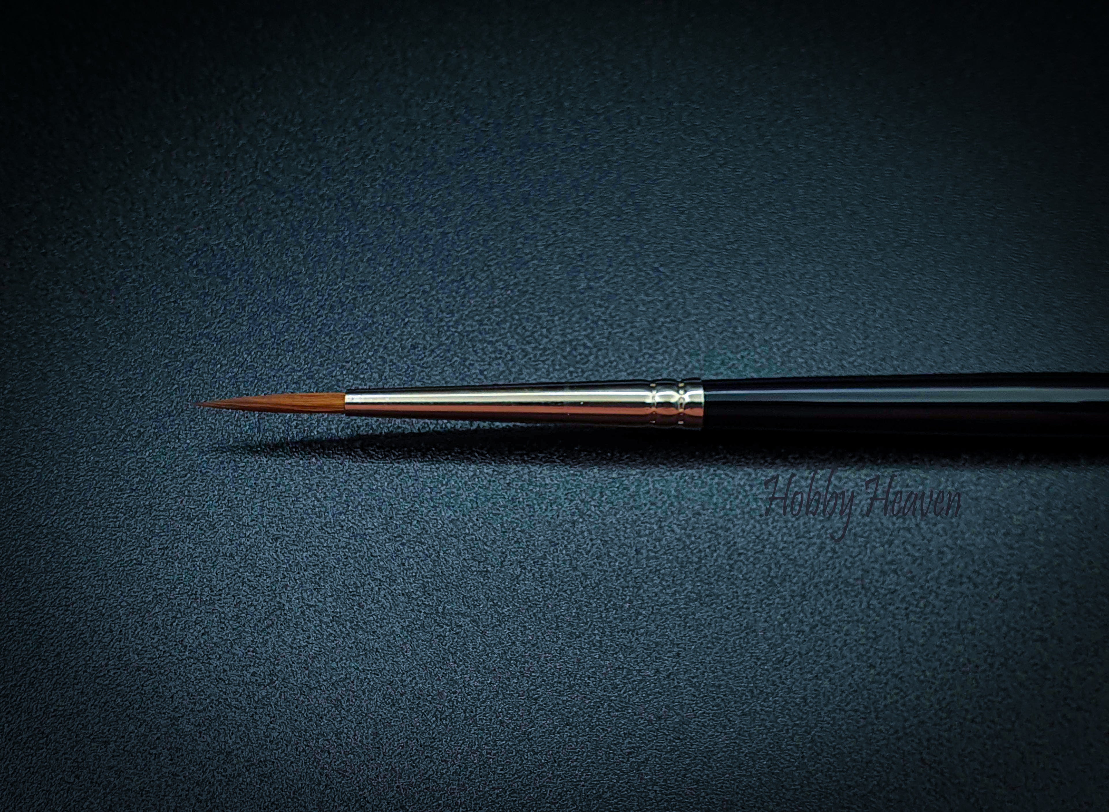 Rosemary & Co Series 33 — Kolinsky Sable Round