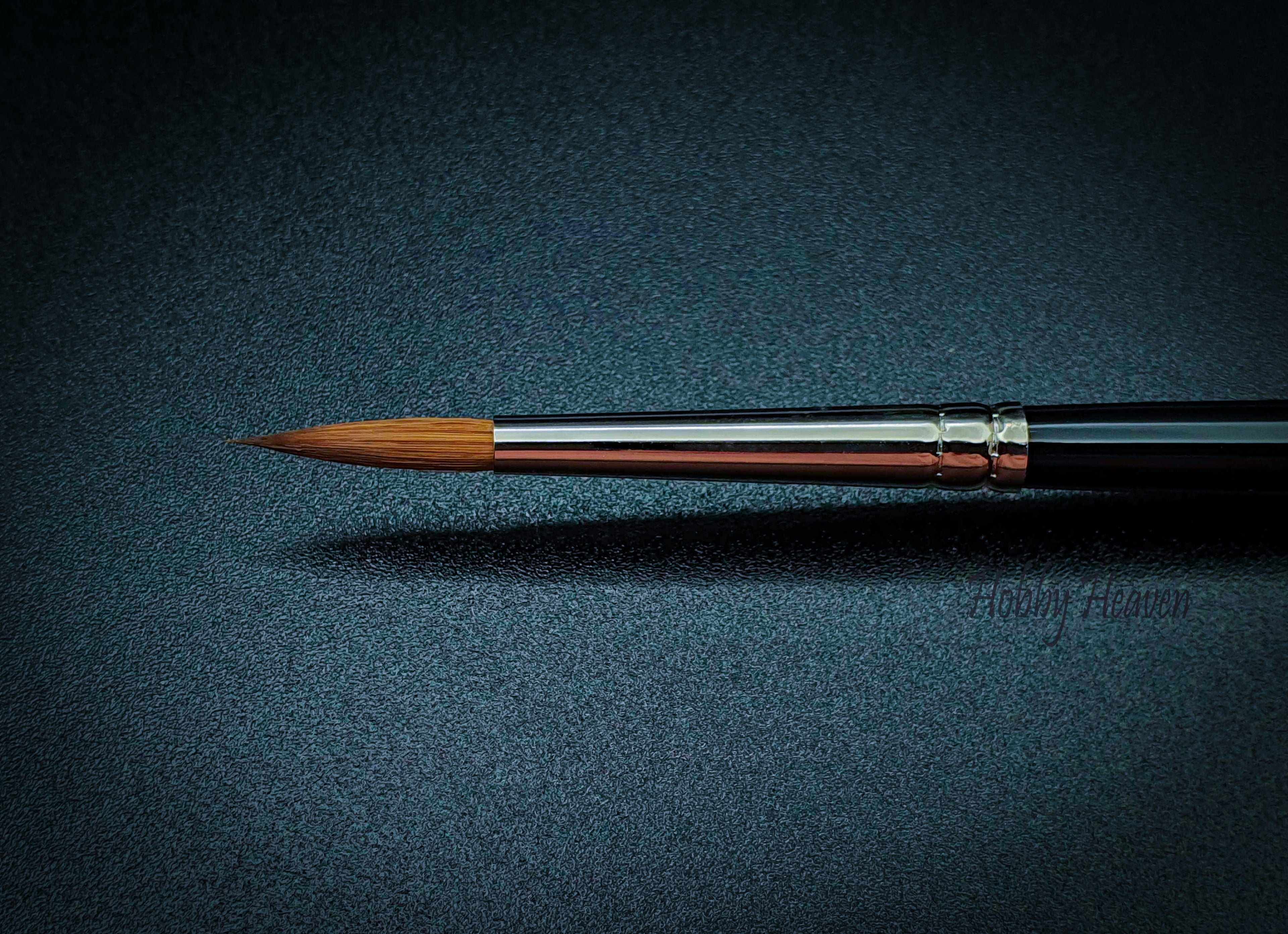 Rosemary & Co Series 33 — Kolinsky Sable Round