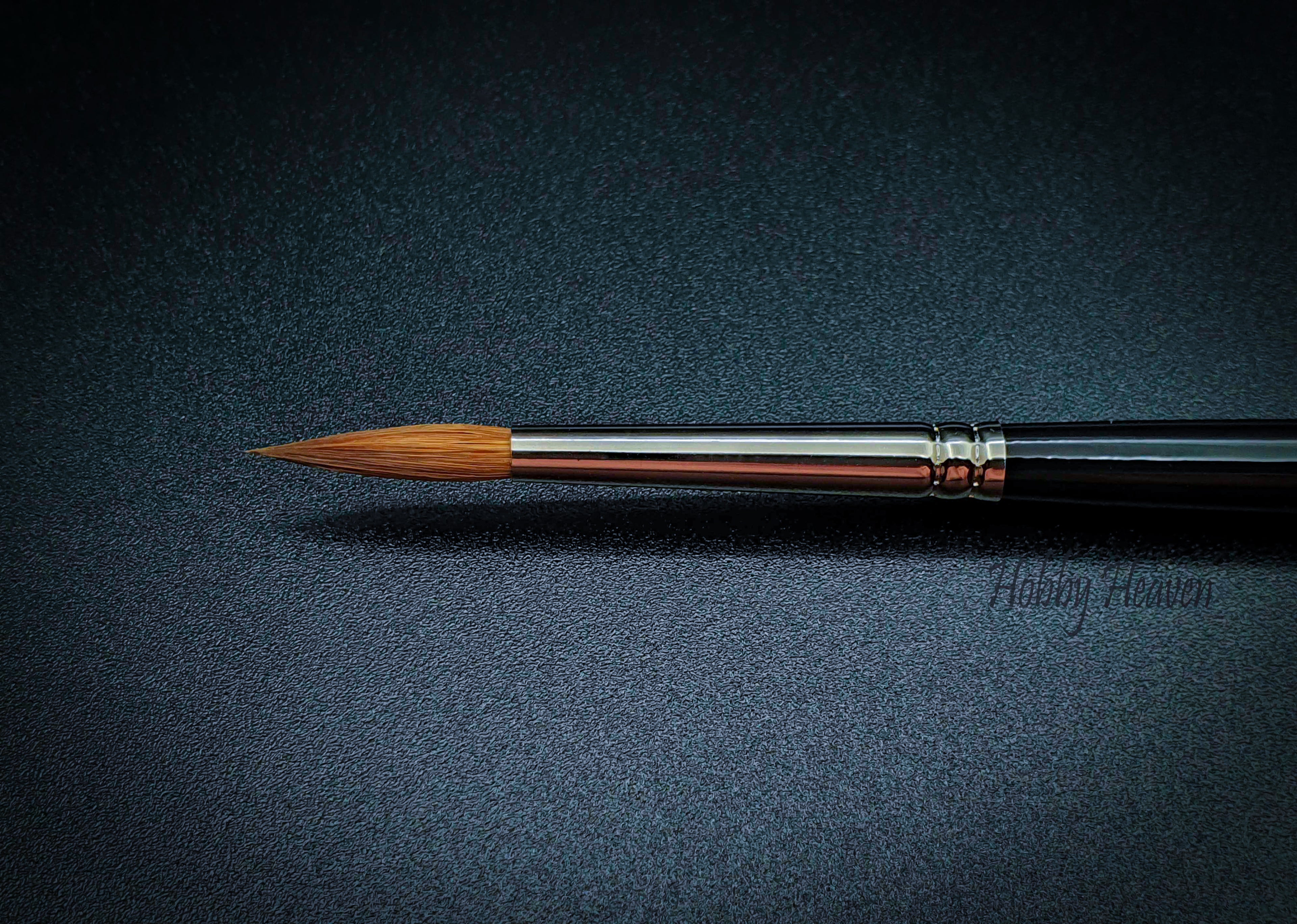 Rosemary & Co Series 33 — Kolinsky Sable Round