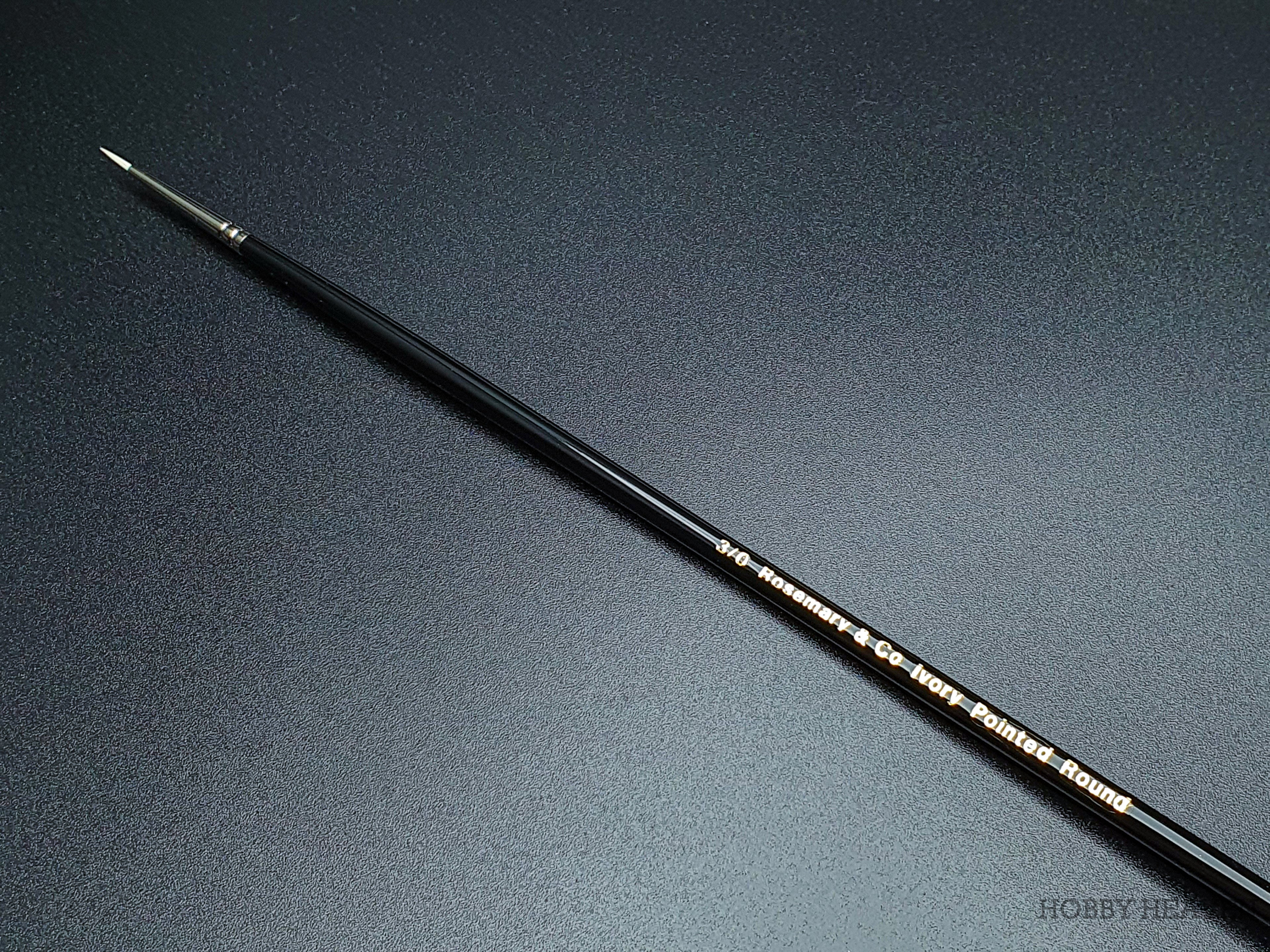 Rosemary & Co Ivory Pointed Round — Synthetic Round
