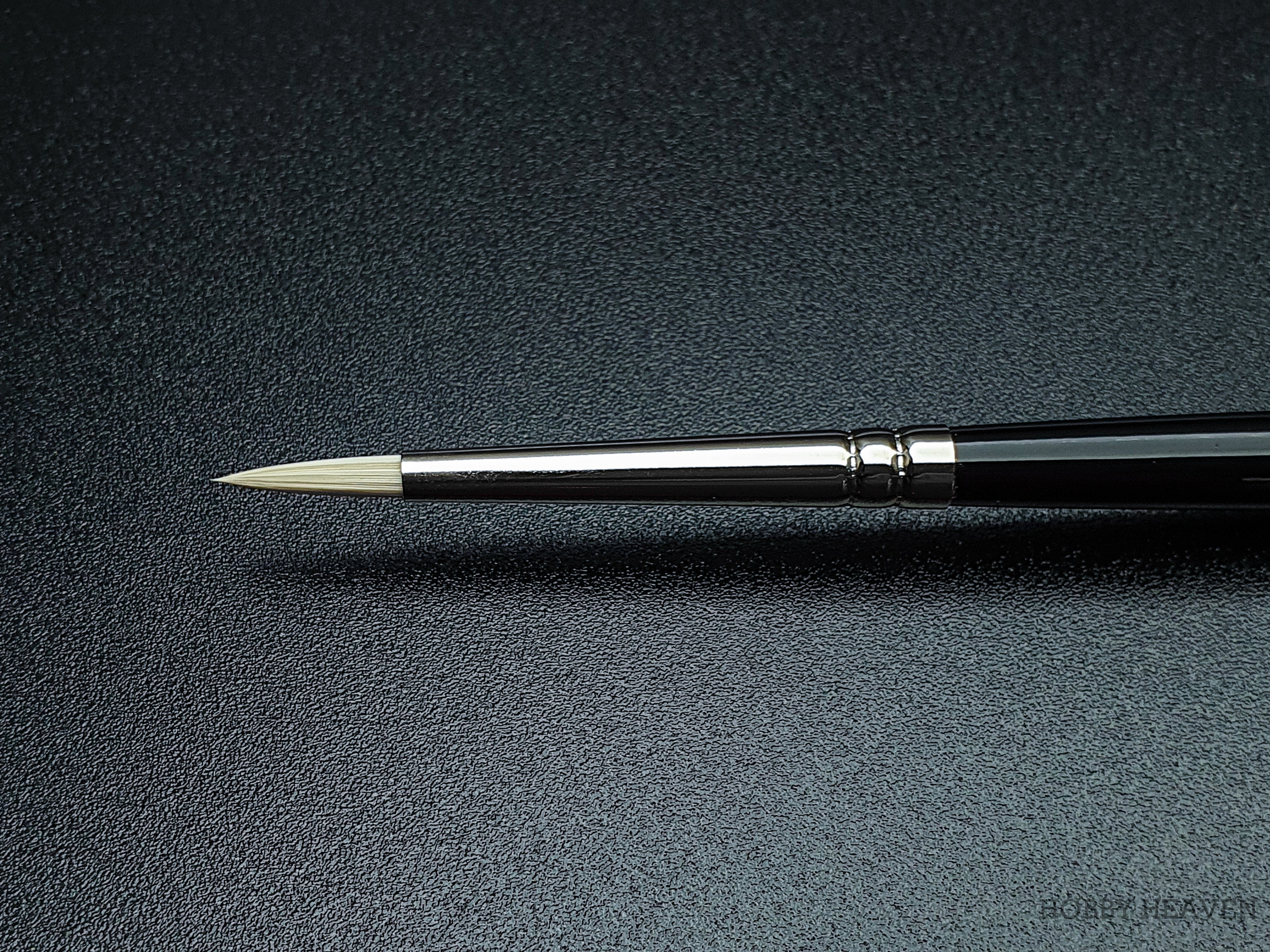 Rosemary & Co Ivory Pointed Round — Synthetic Round