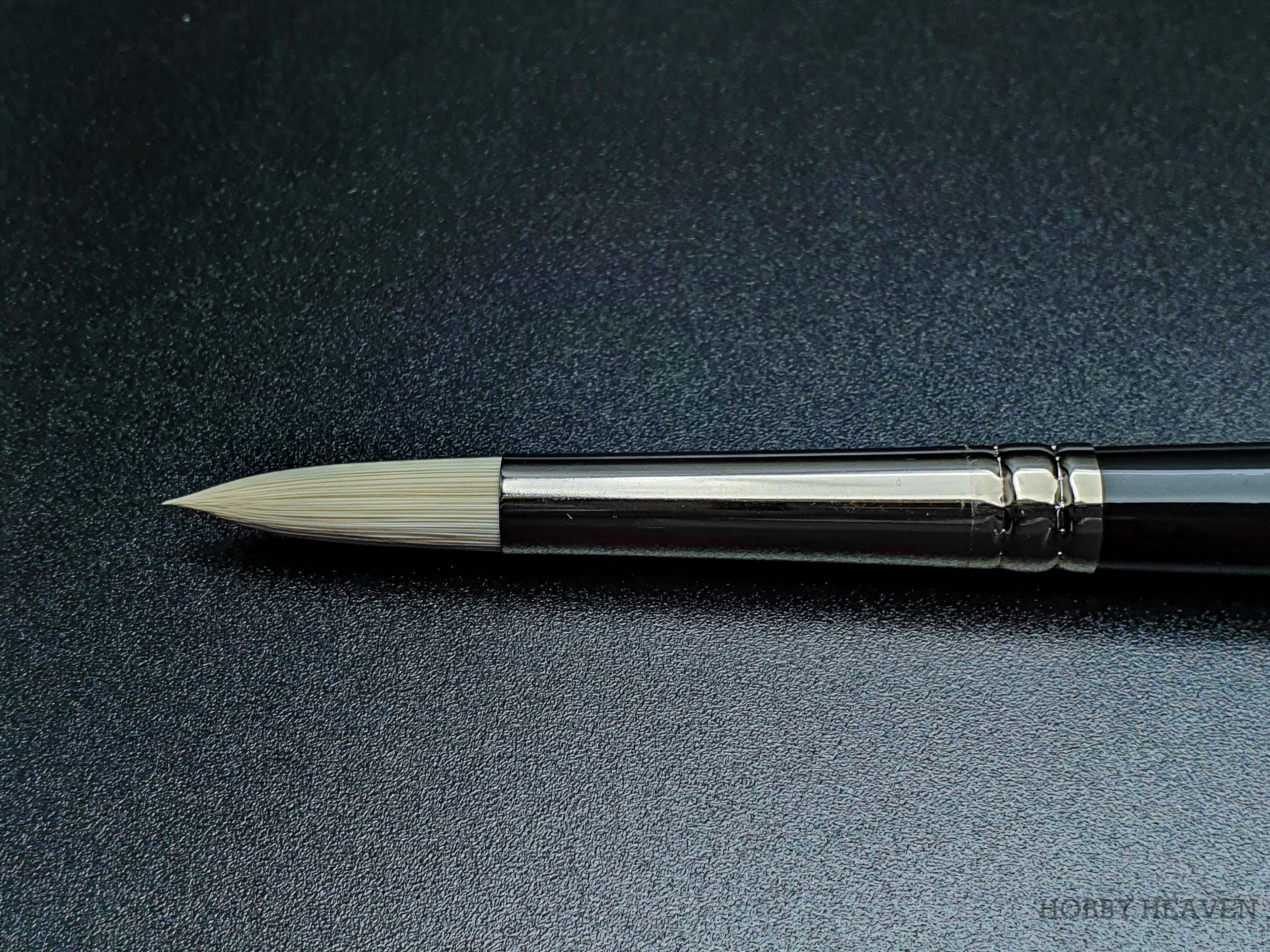 Rosemary & Co Ivory Pointed Round — Synthetic Round