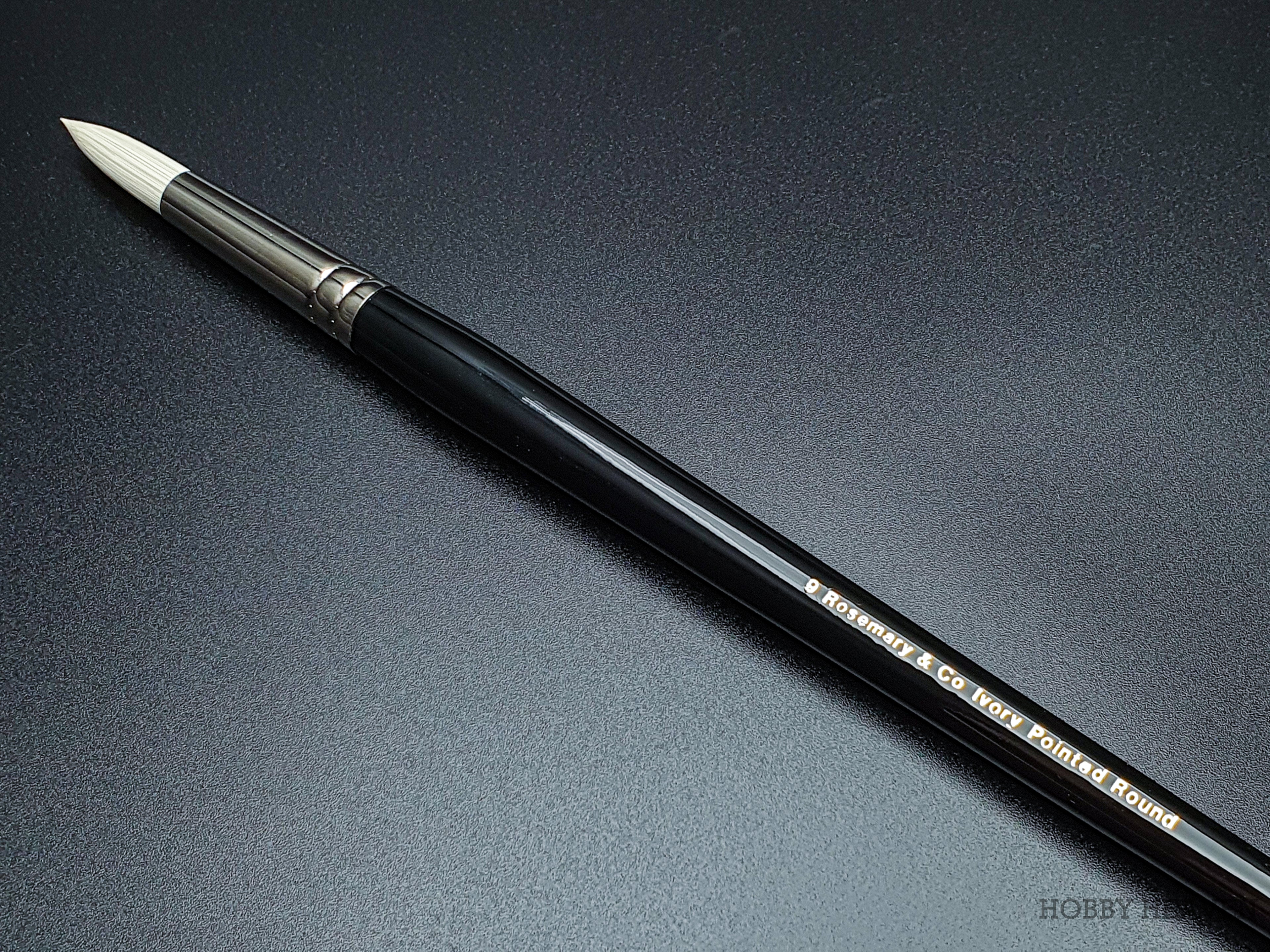 Rosemary & Co Ivory Pointed Round — Synthetic Round