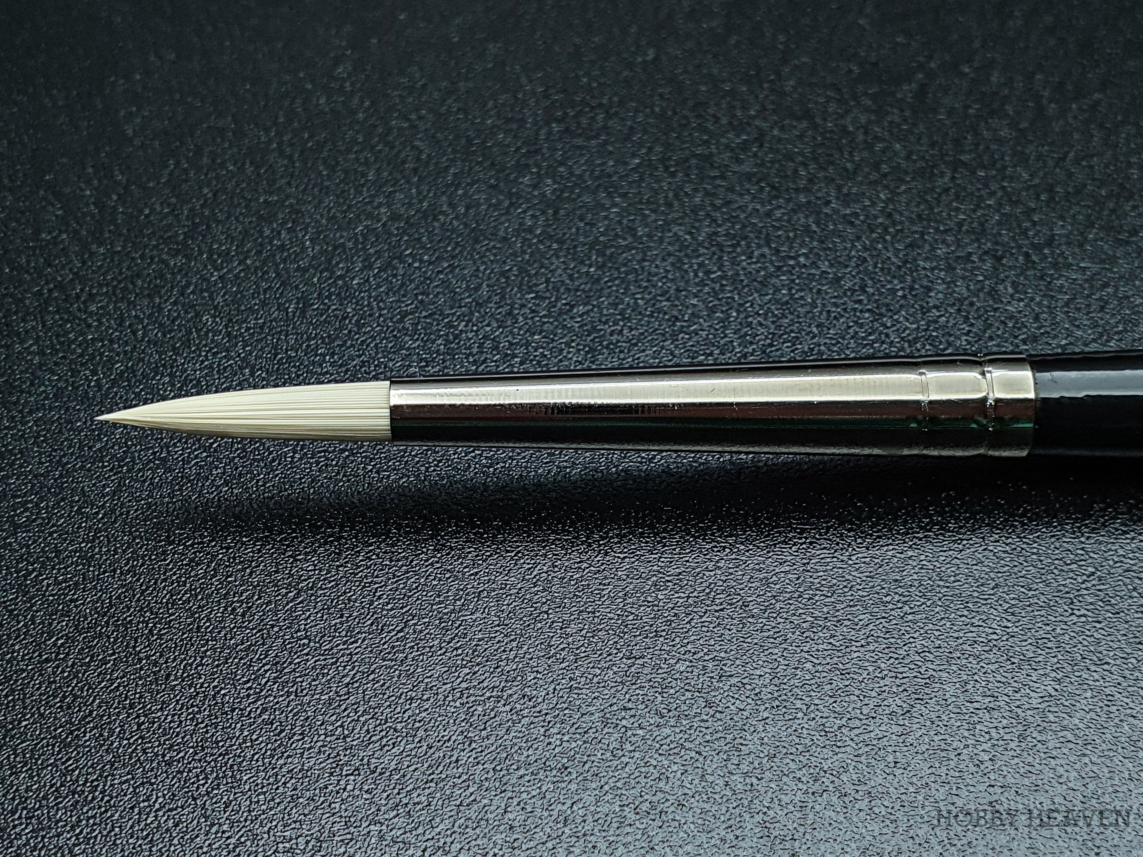 Rosemary & Co Ivory Pointed Round — Synthetic Round
