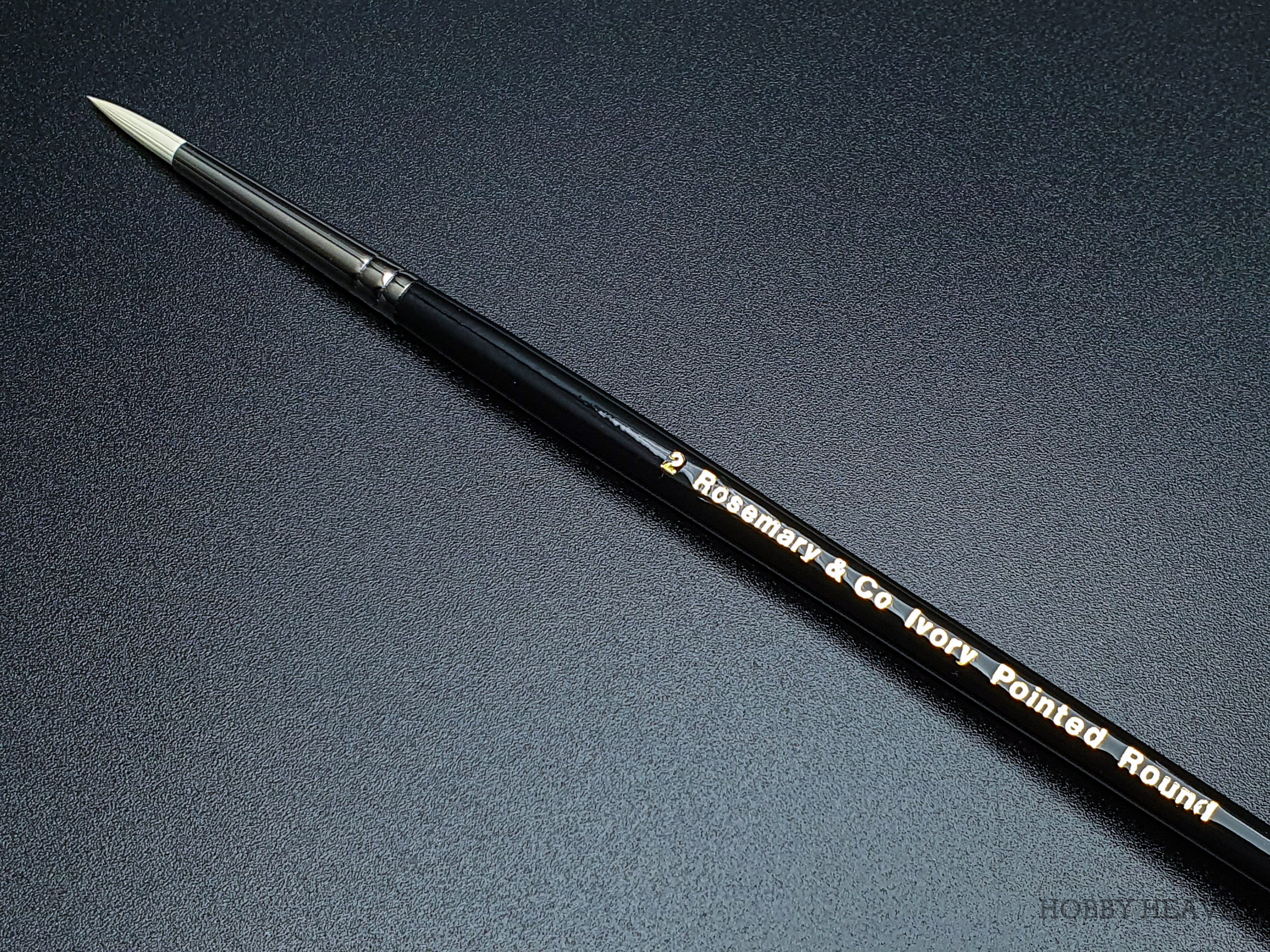Rosemary & Co Ivory Pointed Round — Synthetic Round