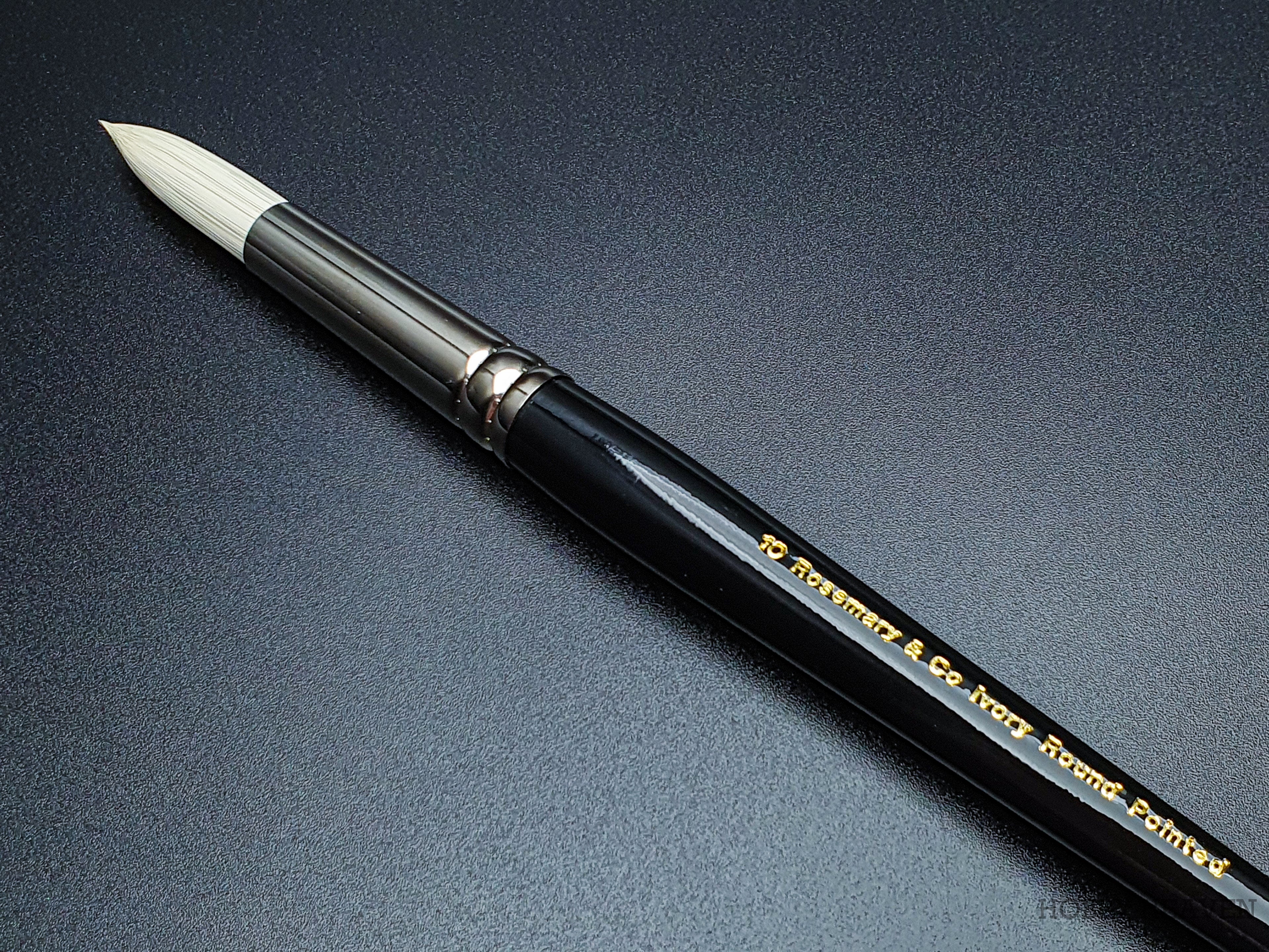 Rosemary & Co Ivory Pointed Round — Synthetic Round