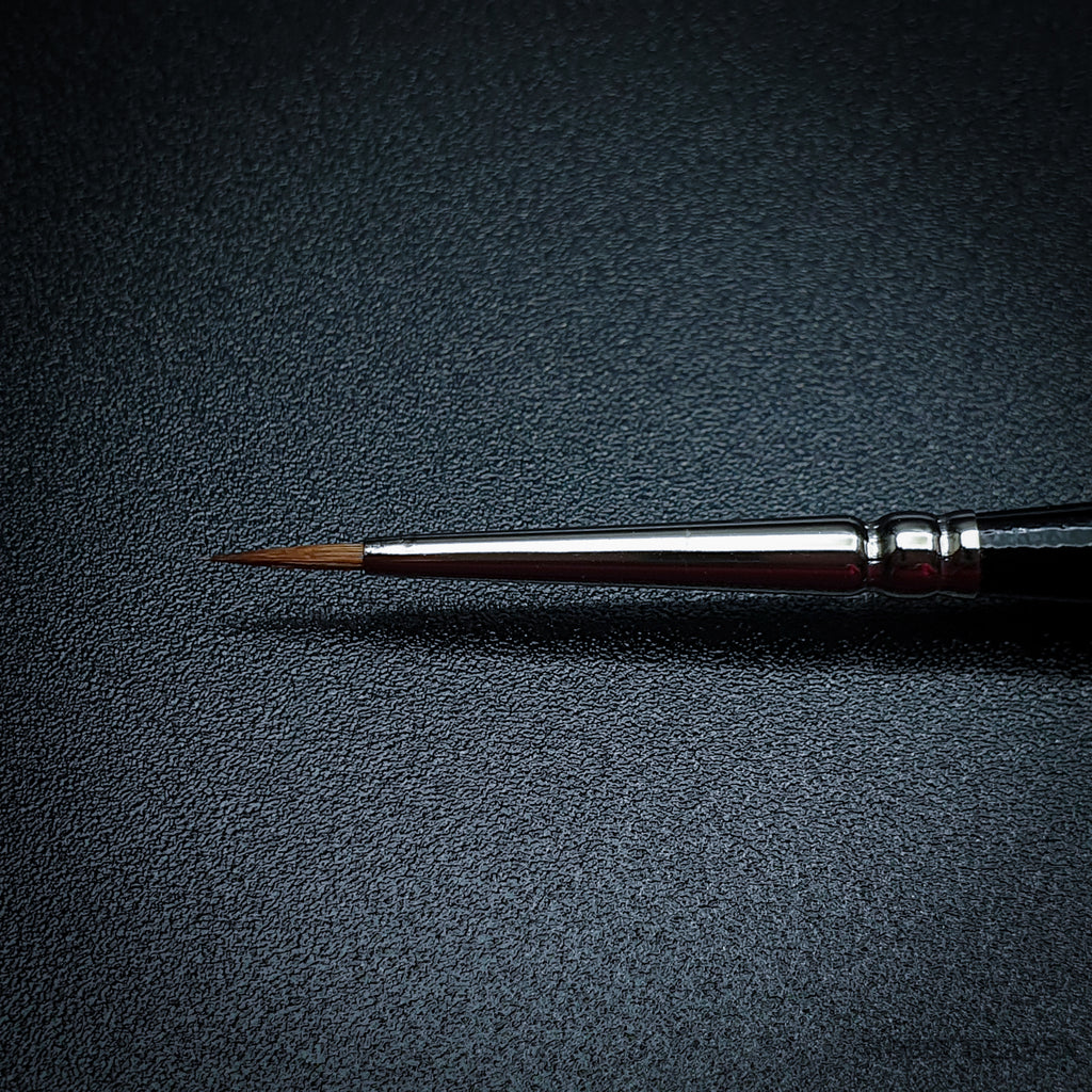 Raphael 8404 — Kolinsky Sable Round
