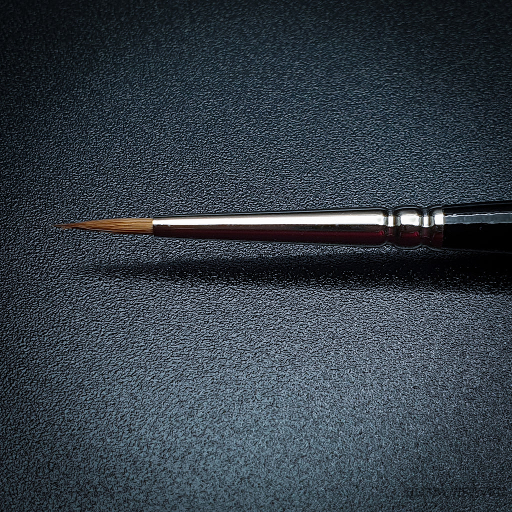 Raphael 8404 — Kolinsky Sable Round