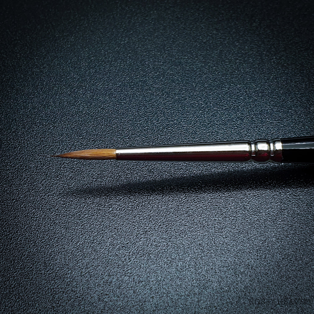 Raphael 8404 — Kolinsky Sable Round