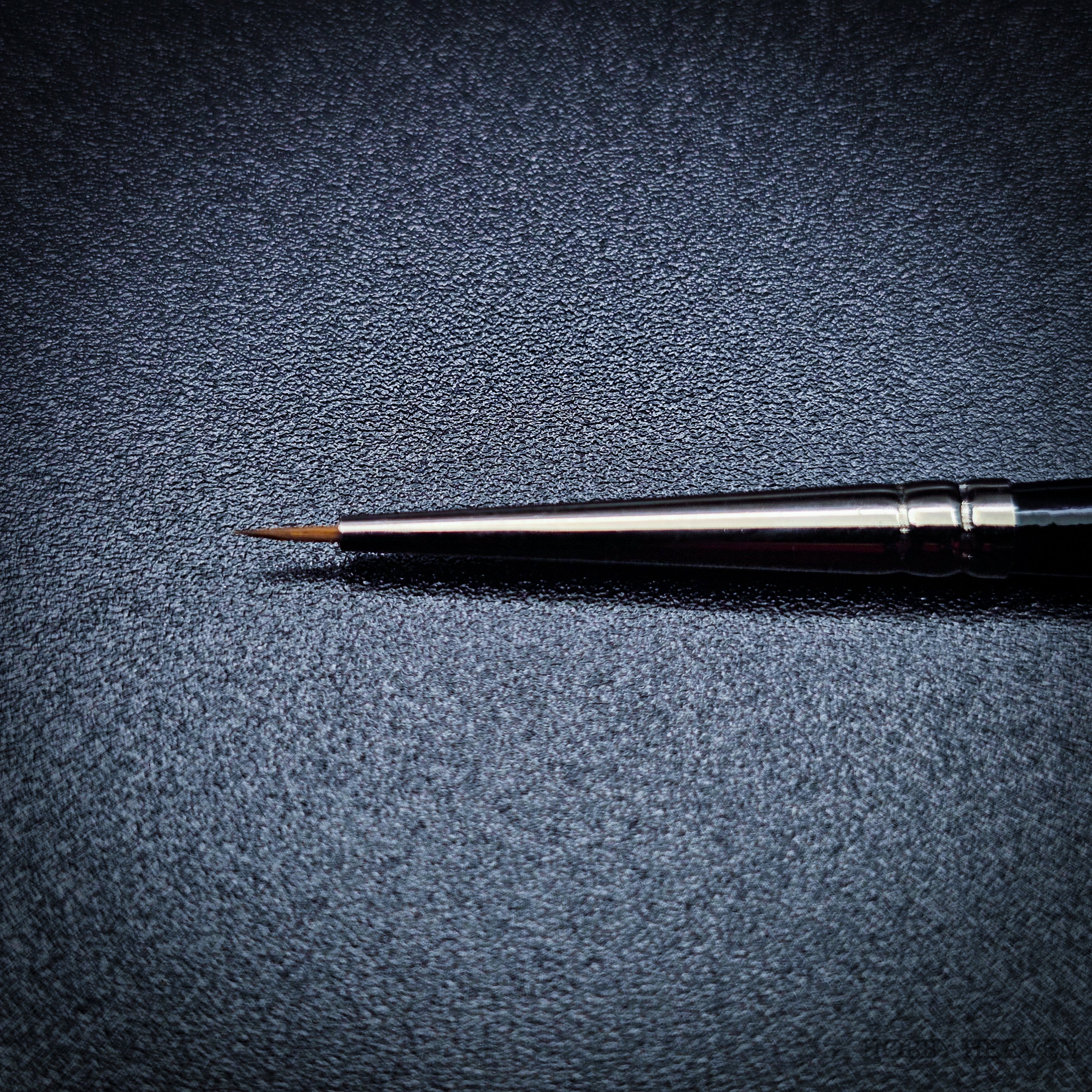 Rosemary & Co Series 363 — Kolinsky Sable Round