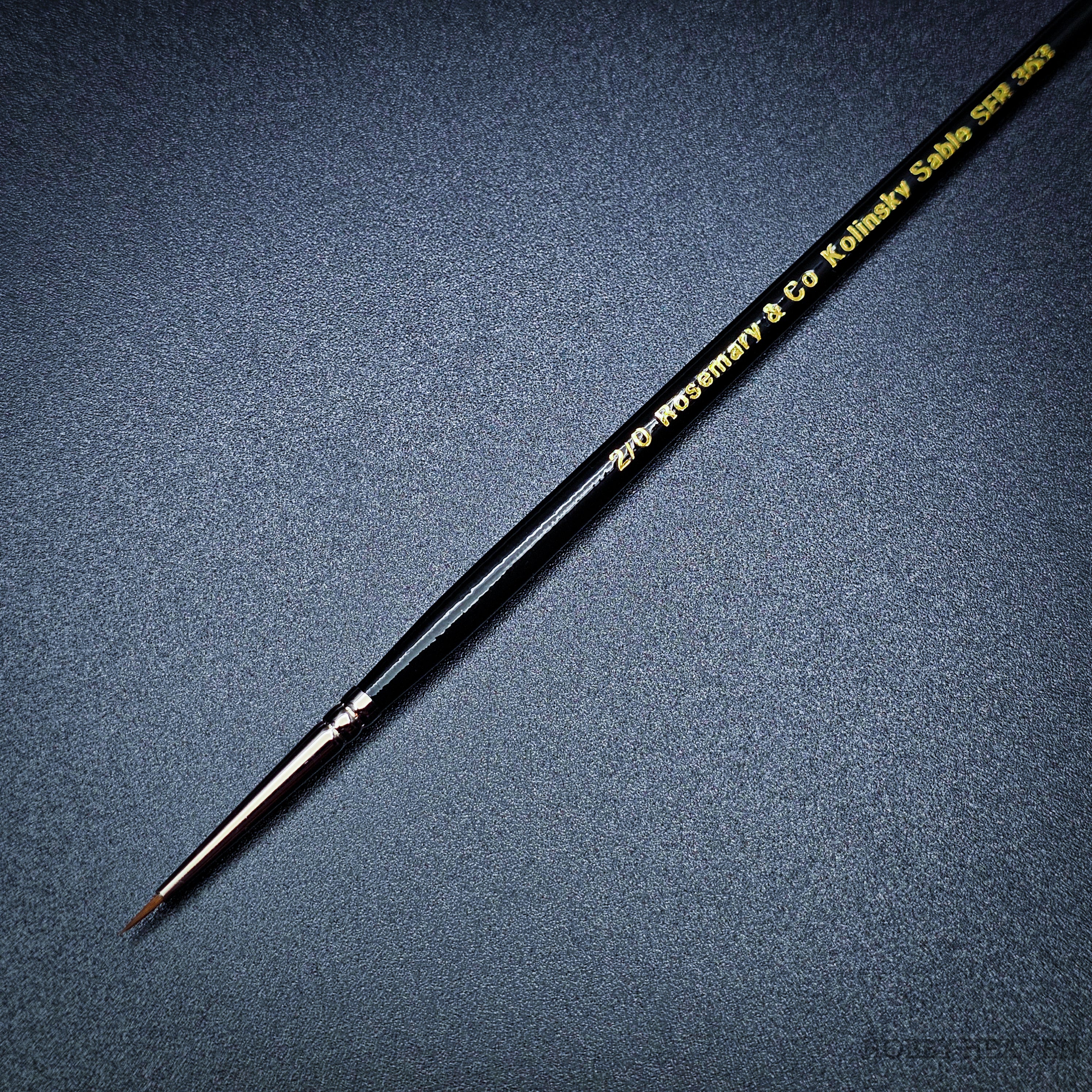 Rosemary & Co Series 363 — Kolinsky Sable Round