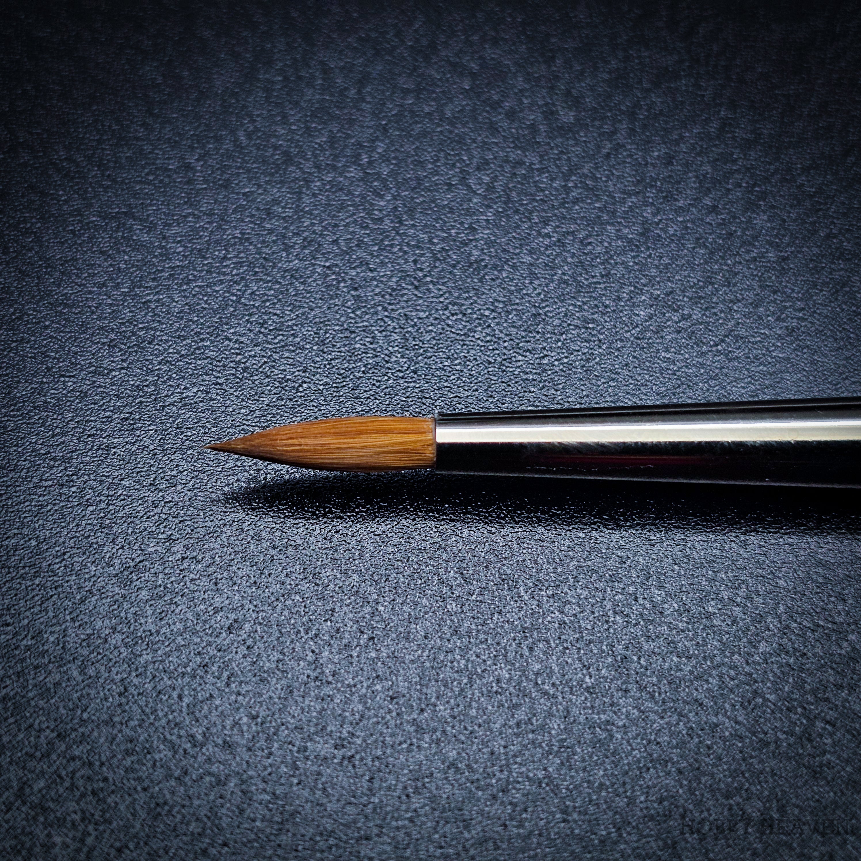 Rosemary & Co Series 363 — Kolinsky Sable Round