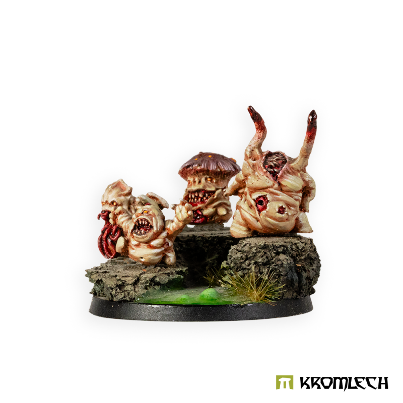 One painted base of Plaguelings, with a horned one and a mushroom-capped one