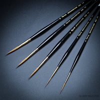 Raphael 8802 Kolinsky Sable Rigger detail brushes set – premium French miniature and fine art paintbrushes
