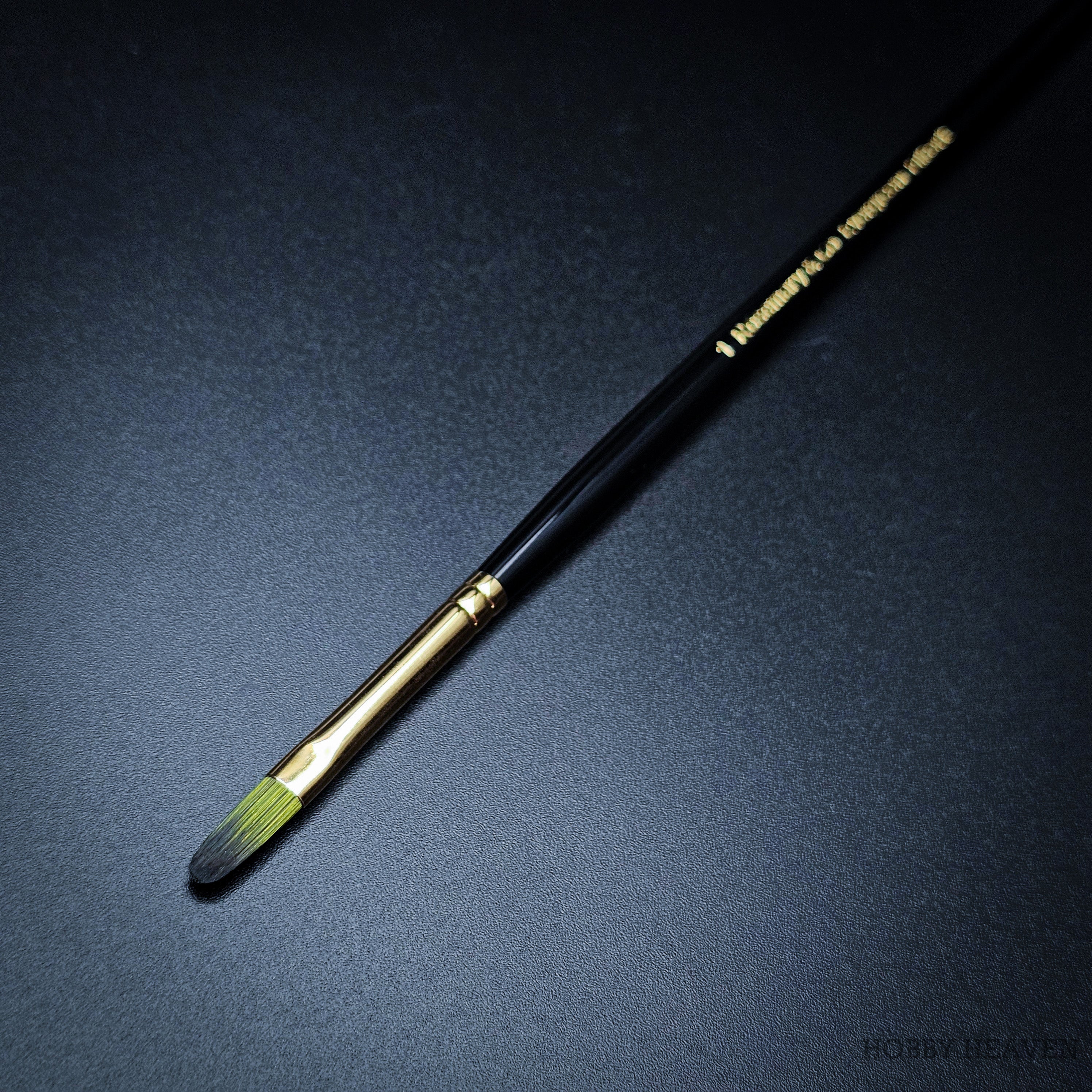 Rosemary & Co Evergreen Filbert size 1 short handle full brush - Hobby Heaven
