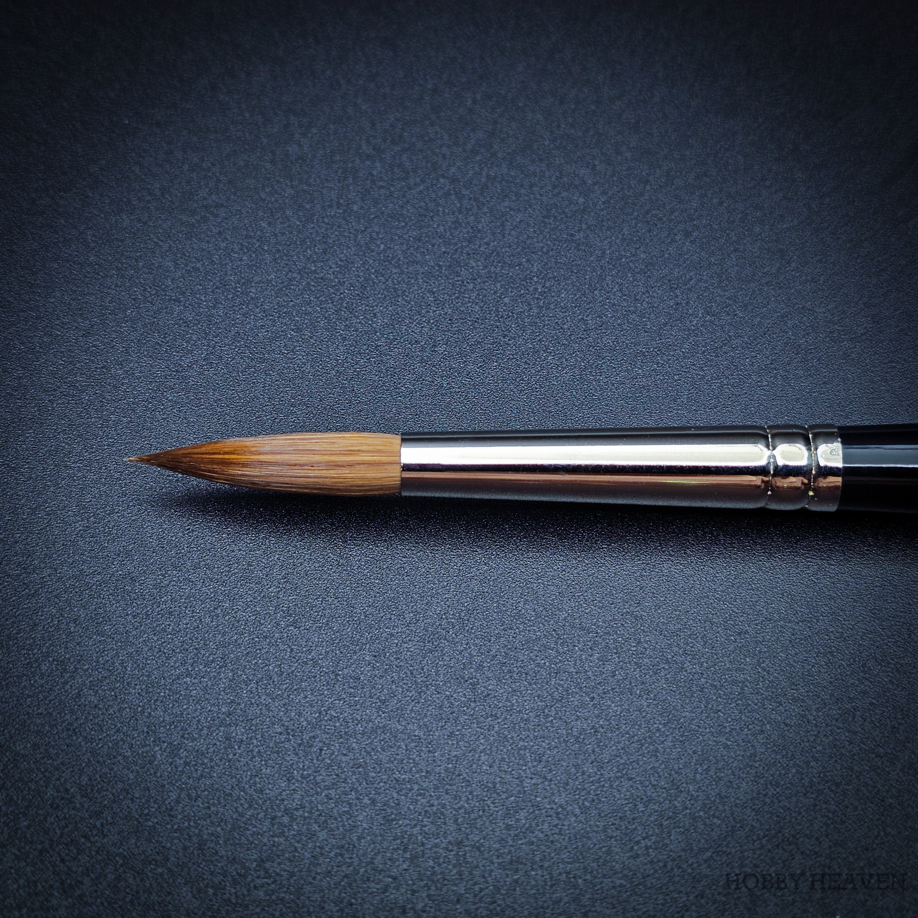 Rosemary & Co Series 99 — Red Sable Round