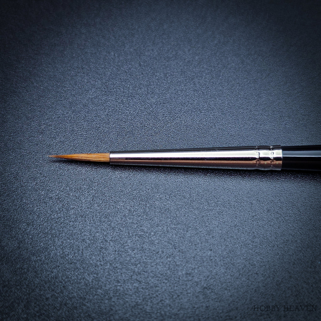 Rosemary & Co Series 99 — Red Sable Round