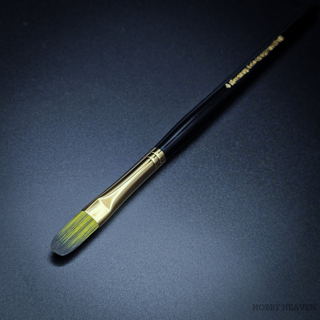 Rosemary & Co Evergreen Filbert size 4 short handle full brush - Hobby Heaven