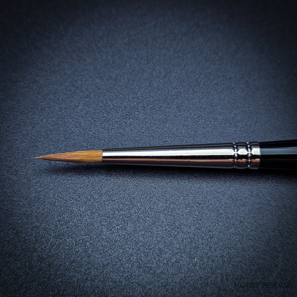 Rosemary & Co Series 99 — Red Sable Round
