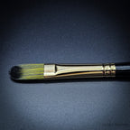 Rosemary & Co Evergreen Filbert size 7 short handle head close-up - Hobby Heaven