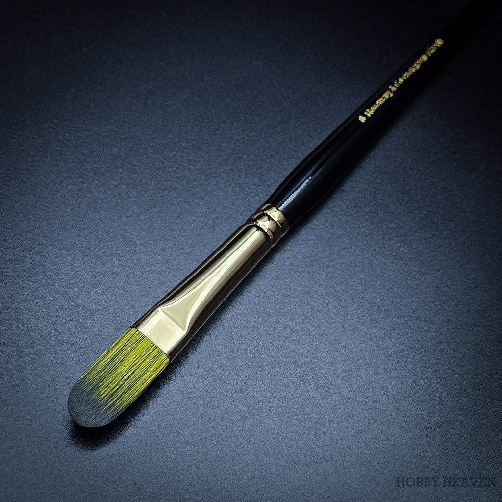 Rosemary & Co Evergreen Filbert size 8 short handle full brush - Hobby Heaven