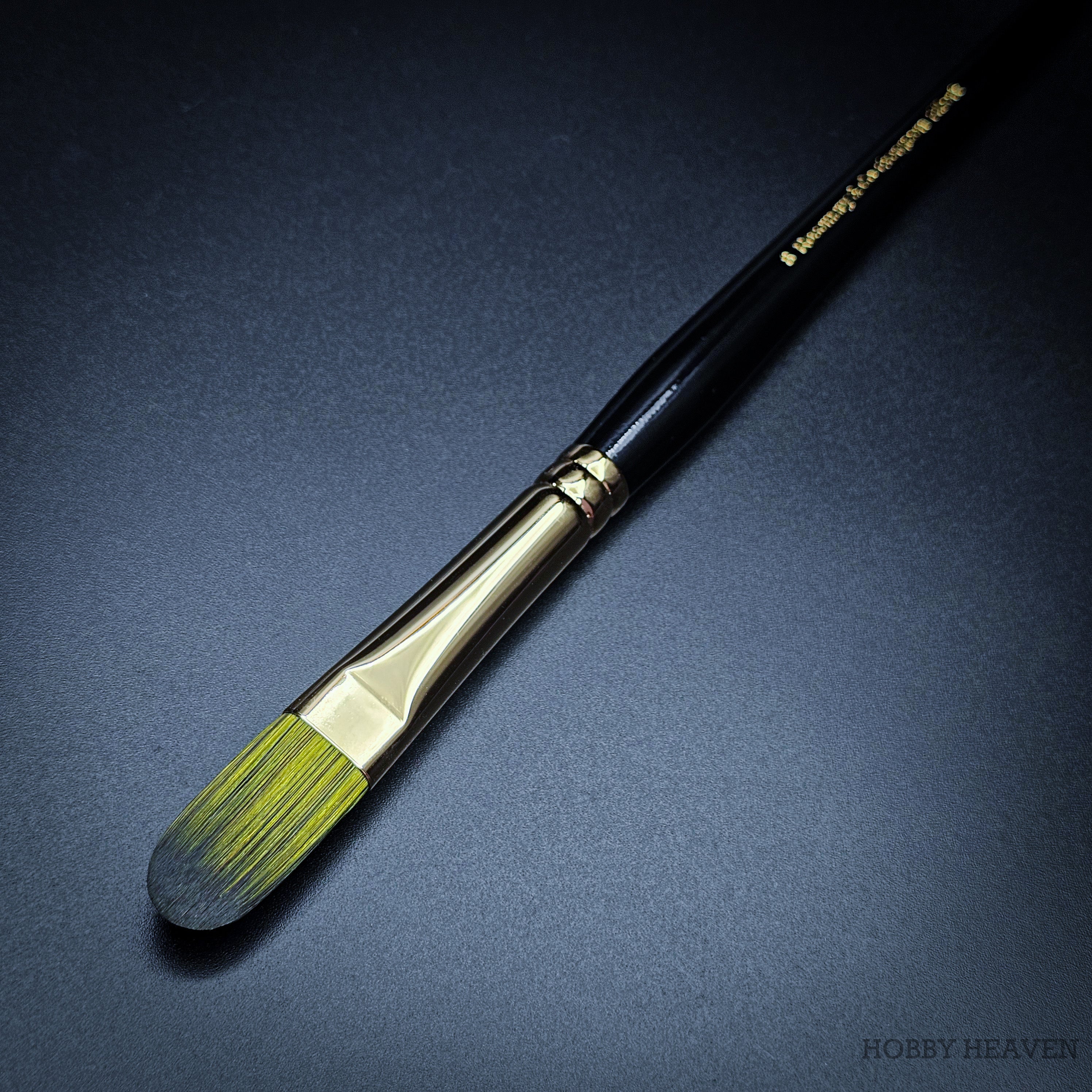 Rosemary & Co Evergreen Filbert size 8 short handle full brush - Hobby Heaven