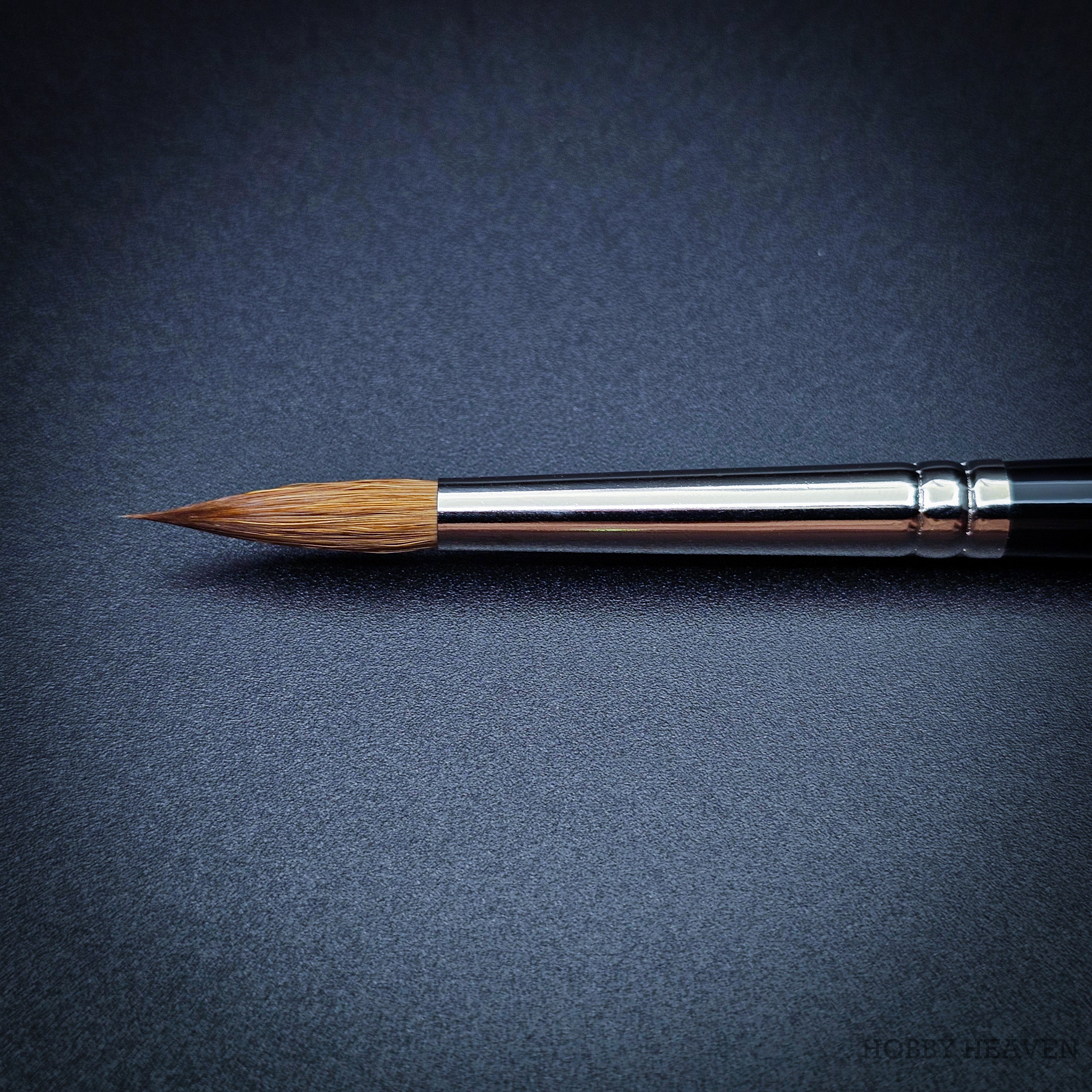 Rosemary & Co Series 99 — Red Sable Round