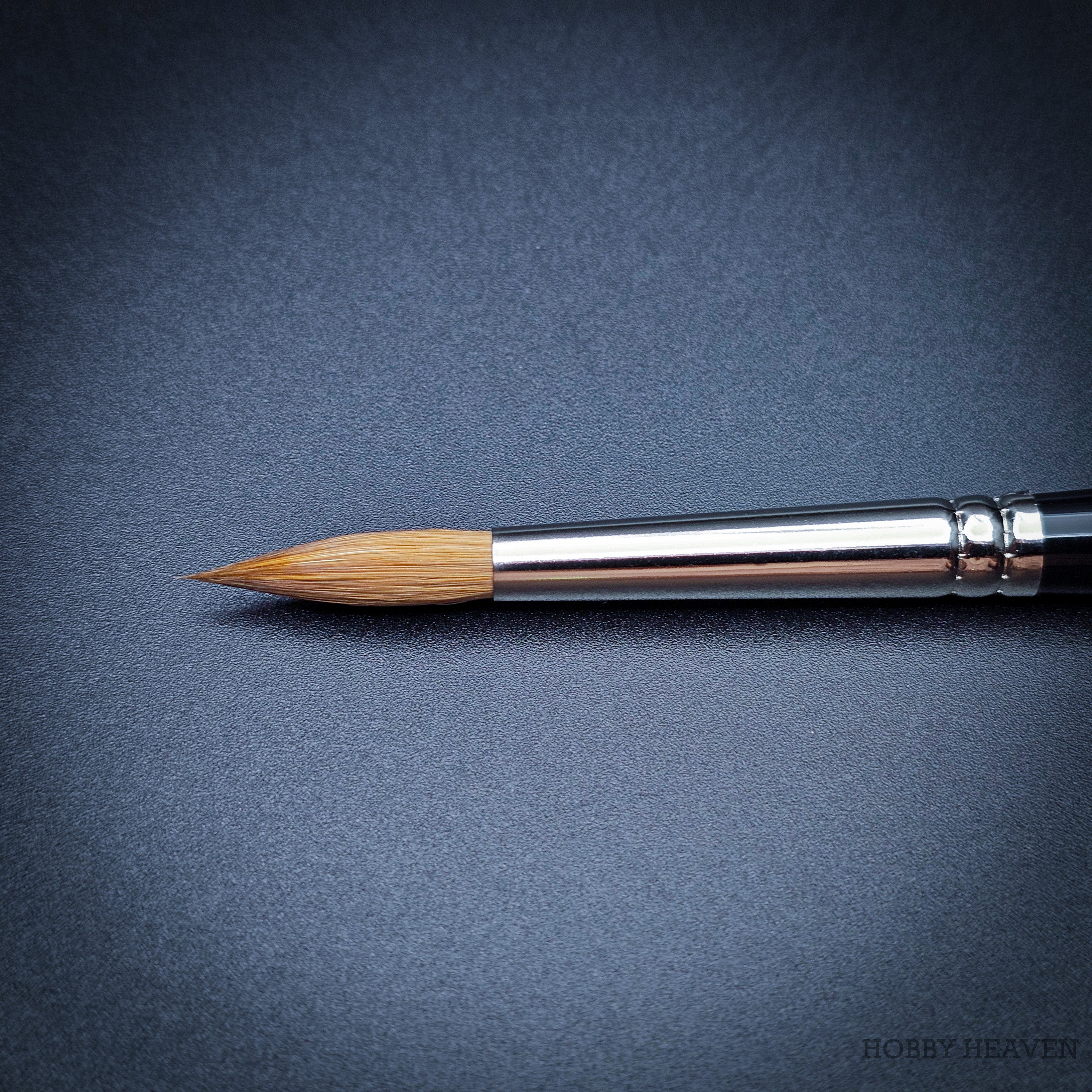 Rosemary & Co Series 99 — Red Sable Round