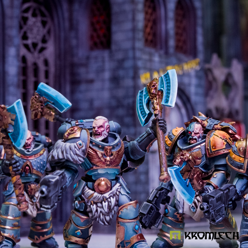 Example of use: three painted Prime warriors with blue axes before a ruin; heads, arms and axes not included