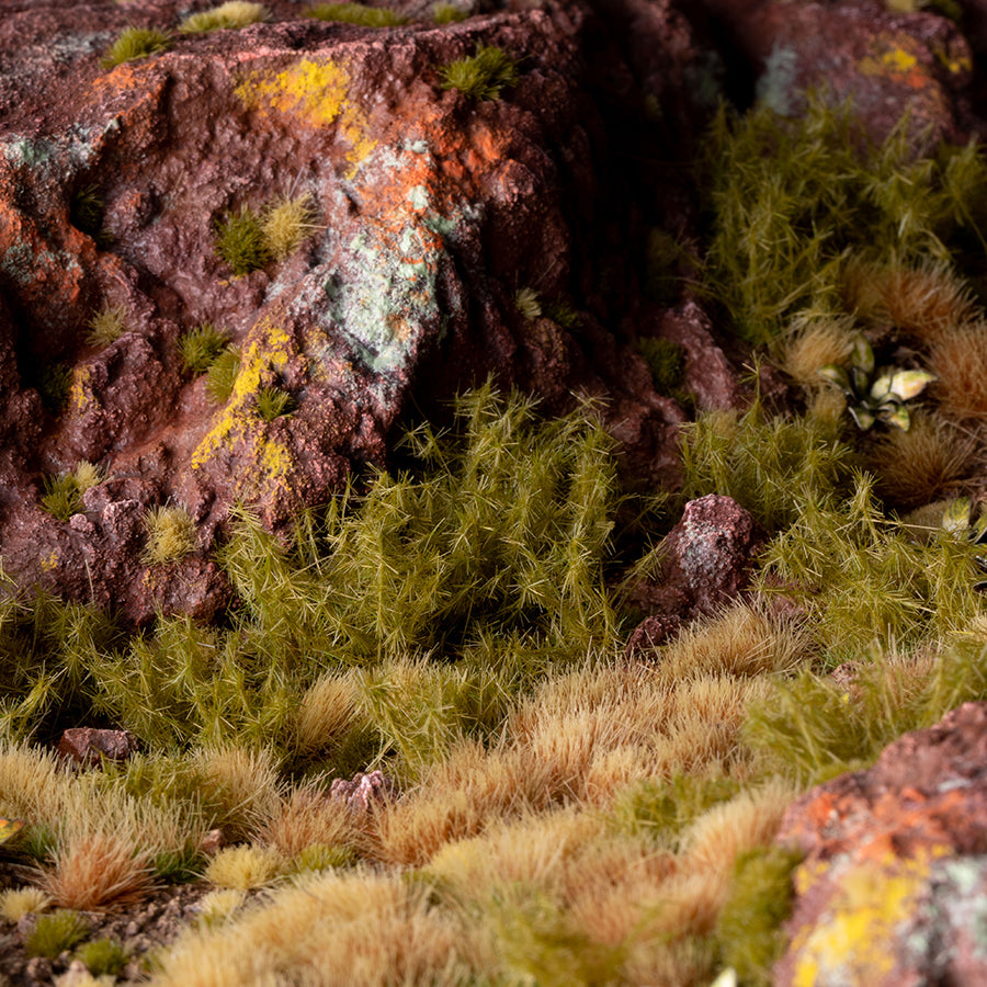 Spikey Green 12mm - Wild Tufts | Realistic Thorny Shrubs for Dioramas ...