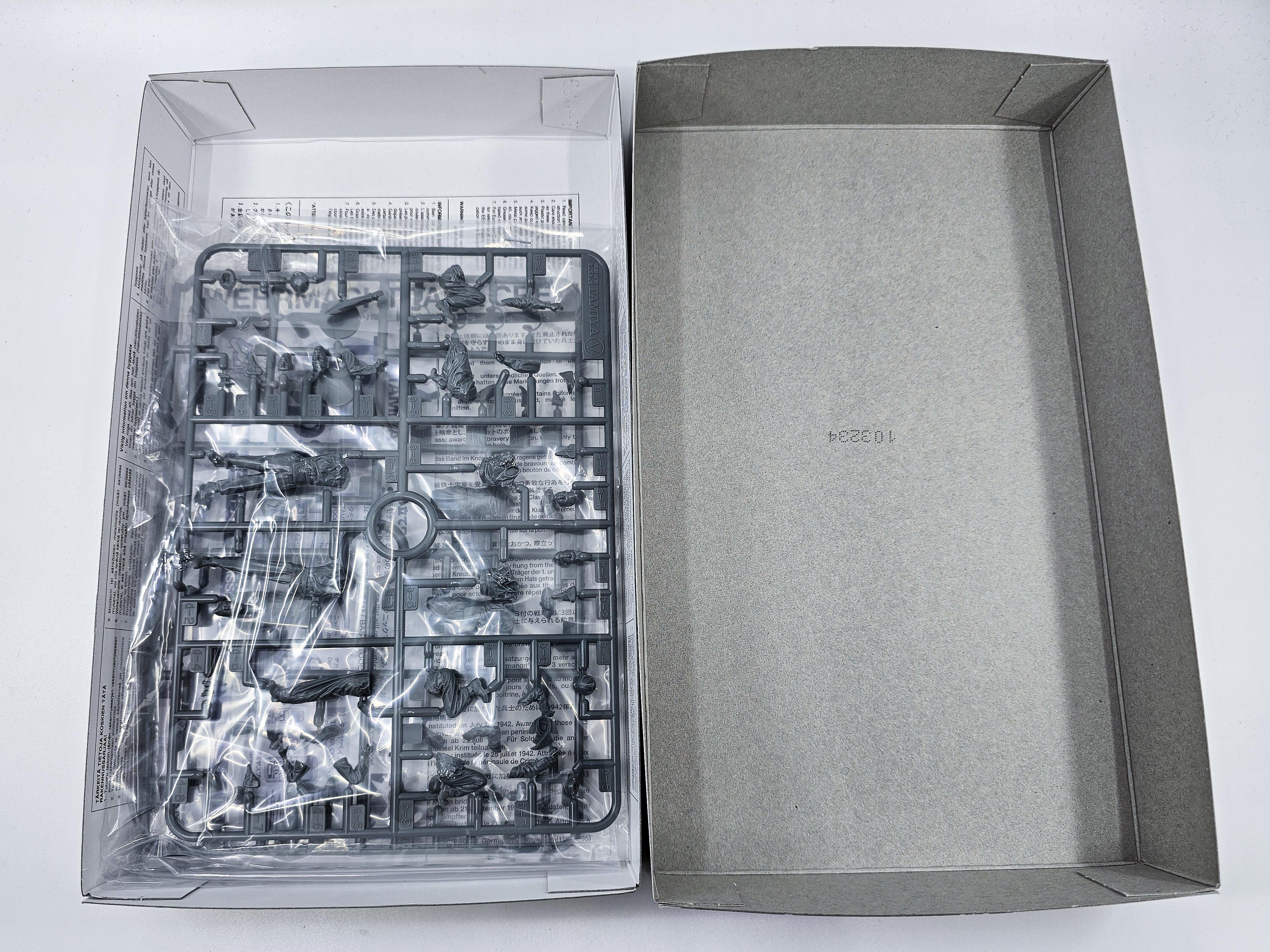 Tamiya 1/35 German Tank Crew Set 35354 - Hobby Heaven