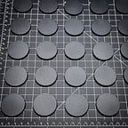 Set of 40mm round bases for larger wargaming models