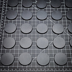 Set of 40mm round bases for larger wargaming models