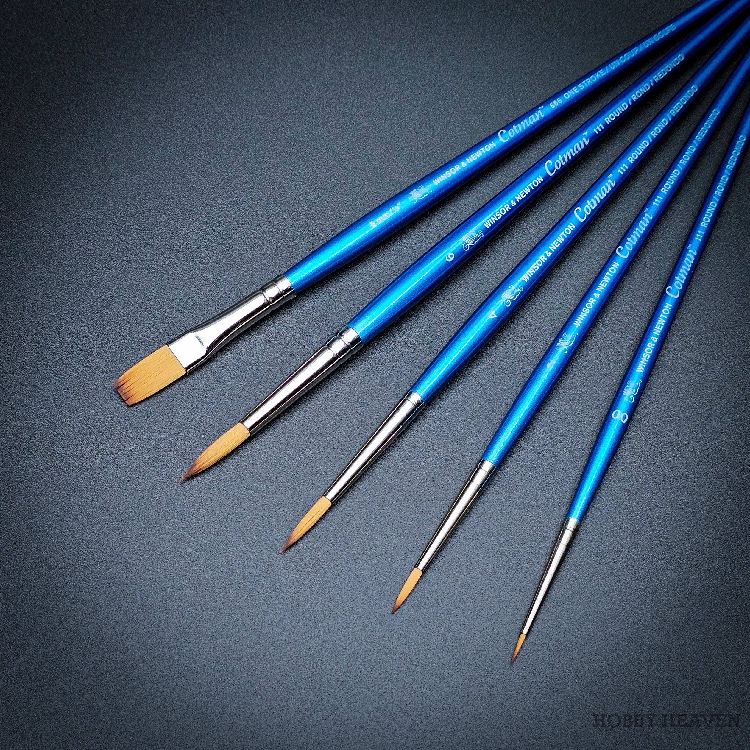 Winsor & Newton Cotman Watercolour Brush Set – 5 short handle brushes for fine detail and broad washes in watercolour techniques.