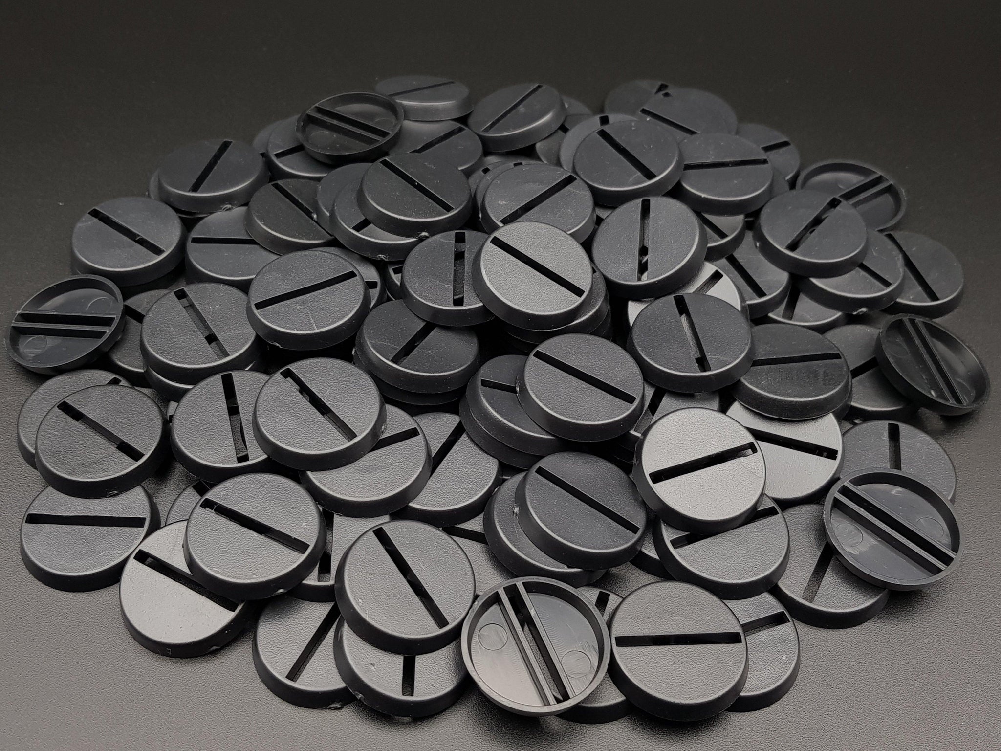 Sharp Plastic Base 25mm Round Slotted Plastic Bases | Hobby Heaven