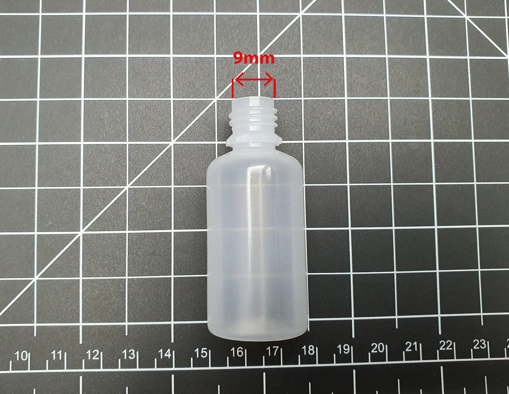 17ml Squeezable Dropper Bottles and Steel Agitators Vallejo Style - Hobby Heaven