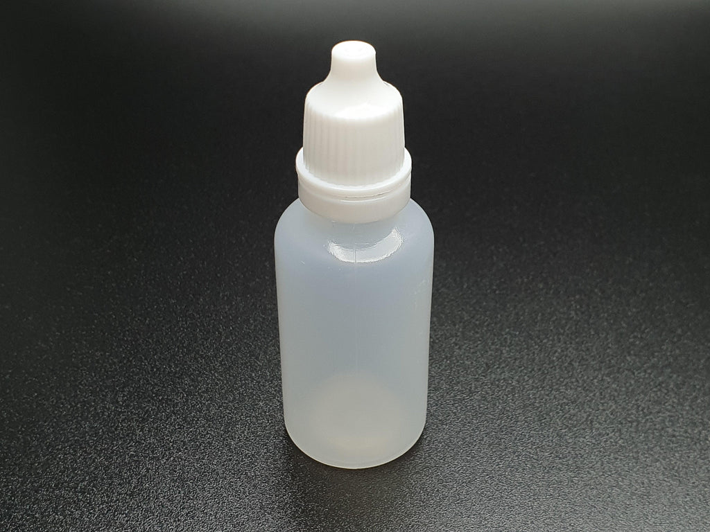 Single 17 ml dropper bottle standing upright showing translucent body and white dropper tip