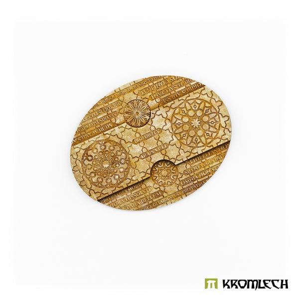 Kromlech KRBT016 Cathedral 120x92mm oval base topper with engraved gothic tracery rosettes and Latin script on natural HDF
