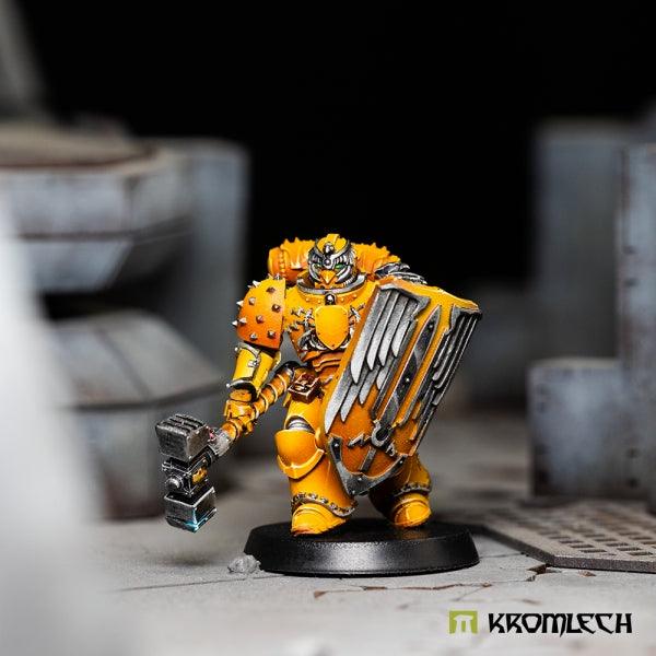 Kromlech Omega Legion Thunder Shields (3) KRCB303 - Hobby Heaven