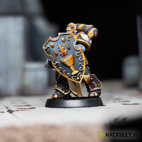 Kromlech Seraphim Knights Thunder Shields (3) KRCB302 - Hobby Heaven